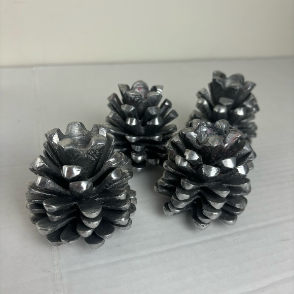 Cast metal pinecone taper candle holders-set of 4 - Picture 1 of 8